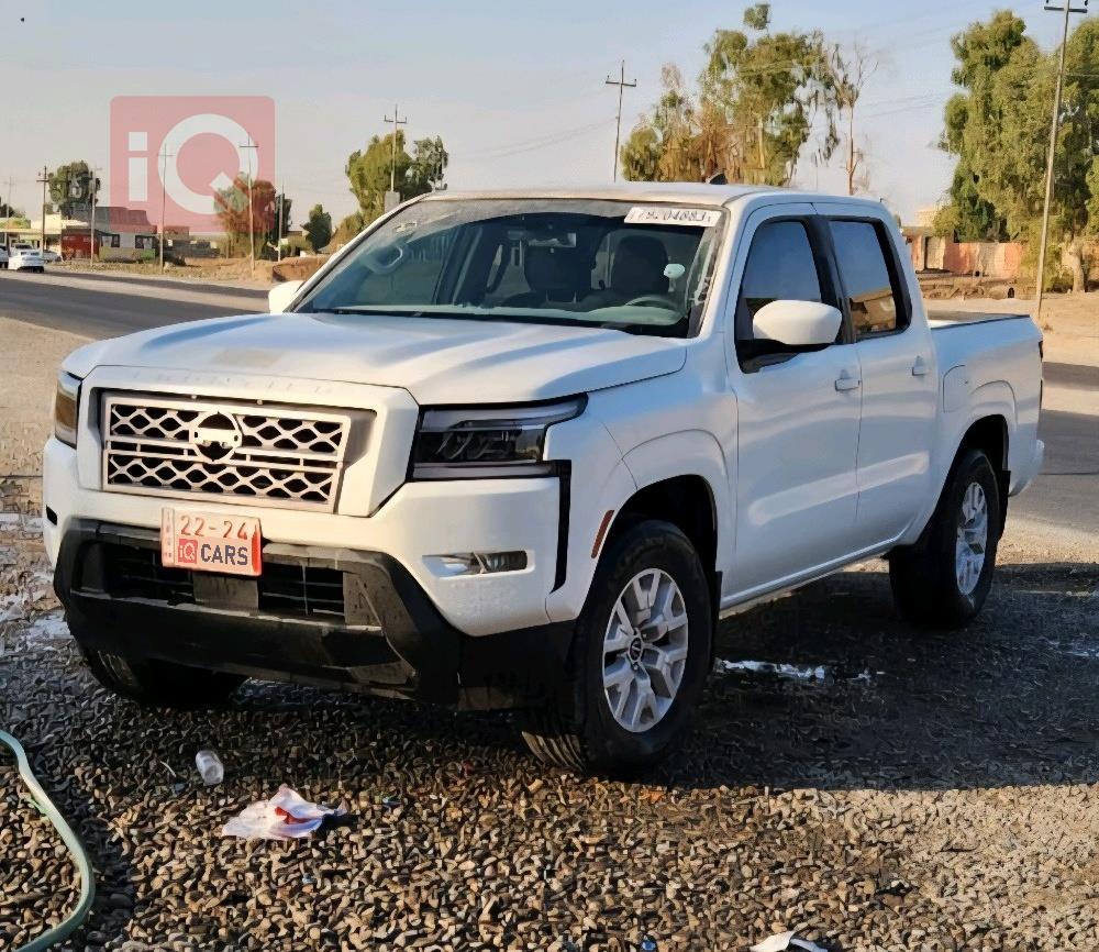 نیسان فرۆنتیر